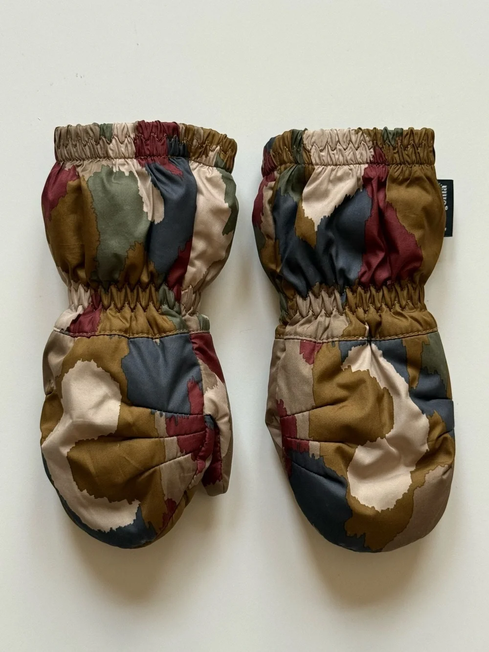Patagonia Babys Puff Mittens, Camouflage - Size 6-12M